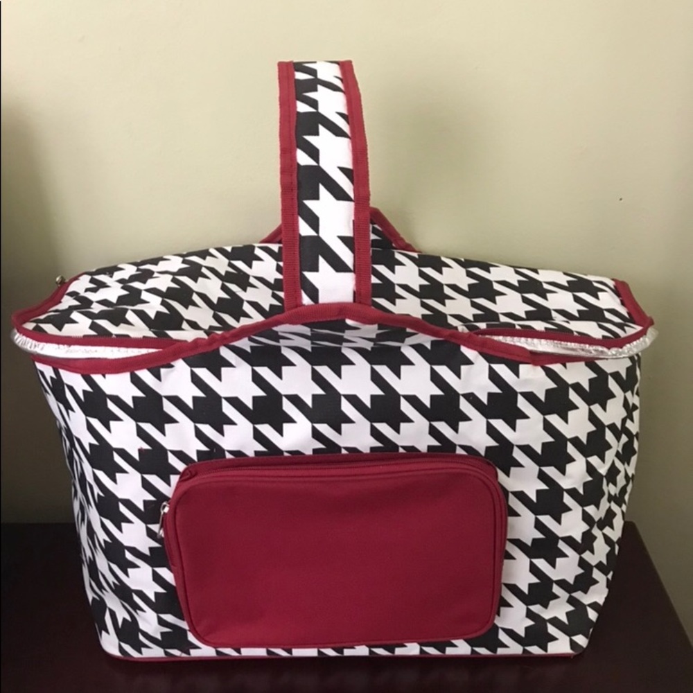 Houndstooth Insulated Cooler Bag  New!